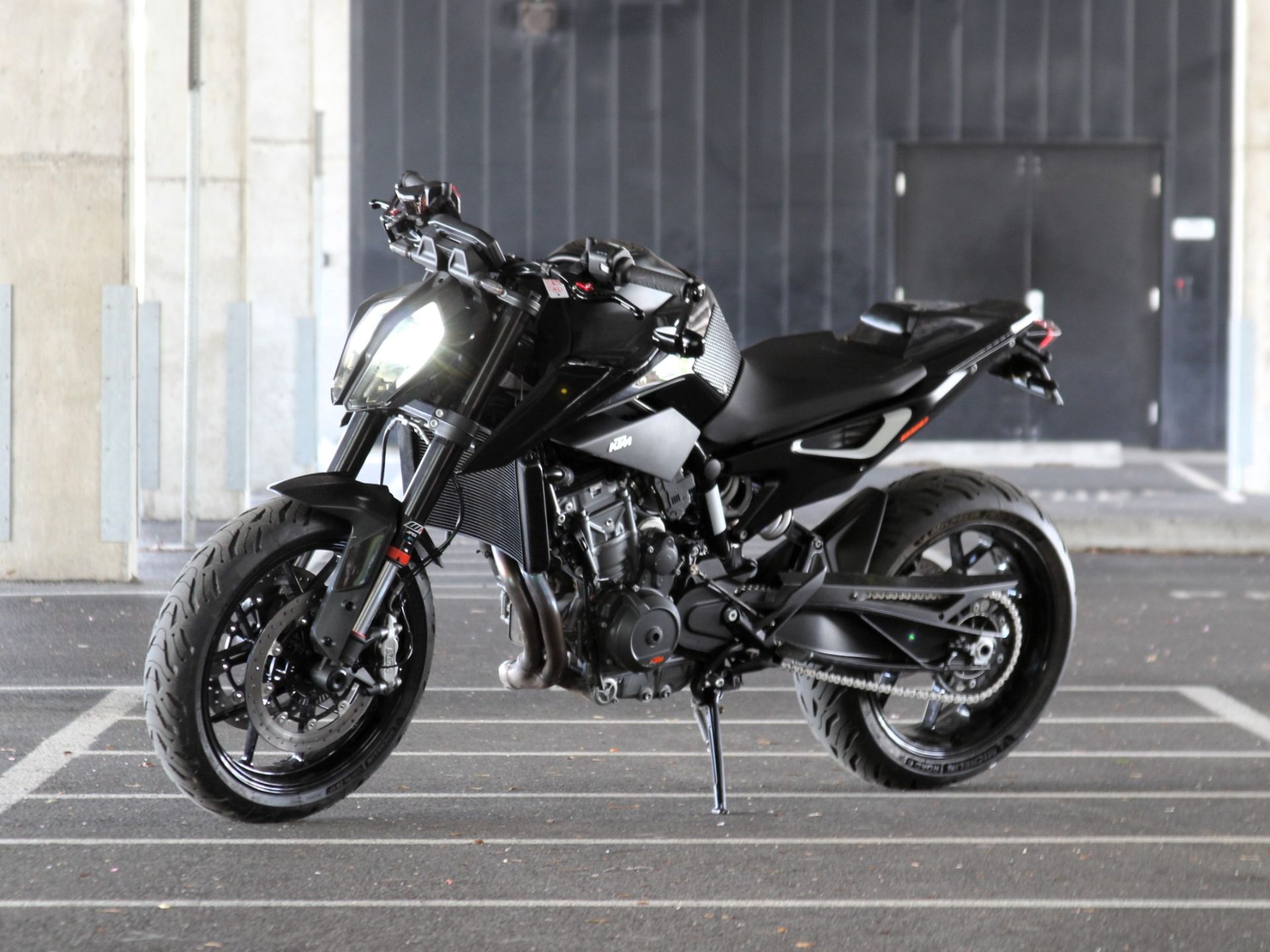 2022 KTM 890 Duke in Portland, Oregon - Photo 2