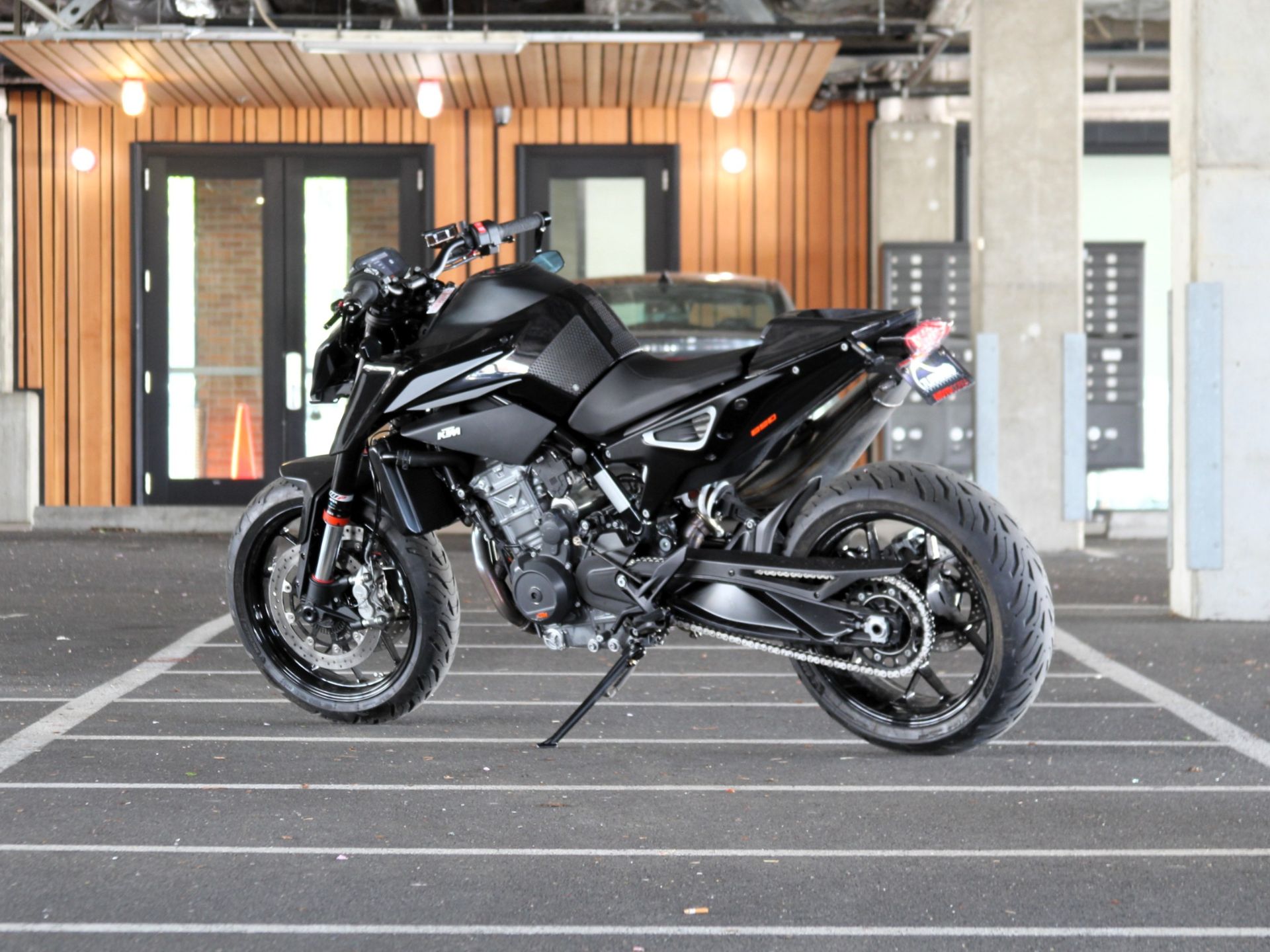 2022 KTM 890 Duke in Portland, Oregon - Photo 3