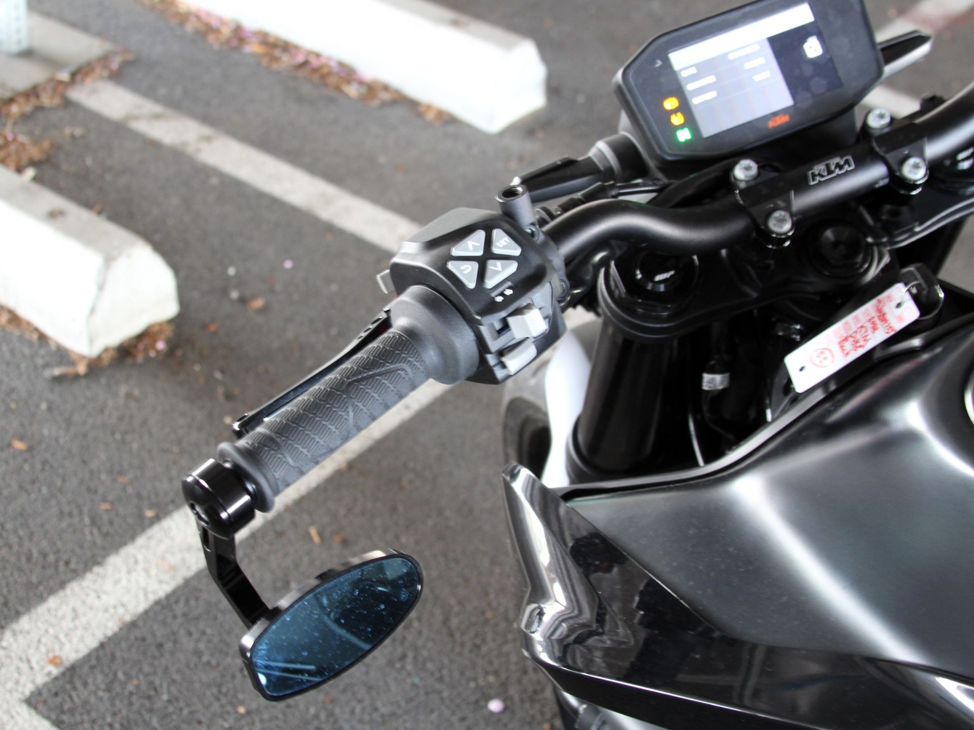 2022 KTM 890 Duke in Portland, Oregon - Photo 8