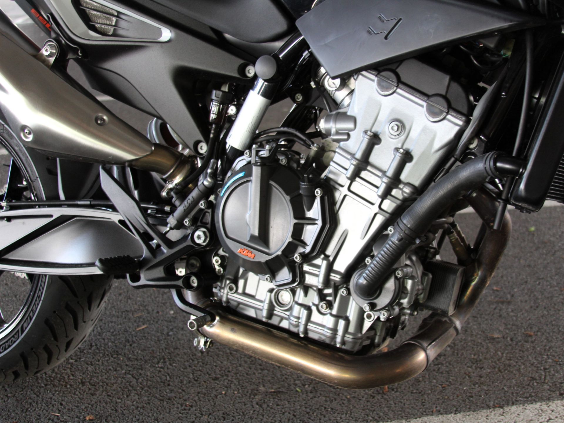 2022 KTM 890 Duke in Portland, Oregon - Photo 10