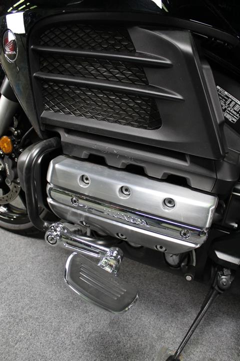 2014 Honda Gold Wing® Valkyrie® ABS in Portland, Oregon - Photo 10
