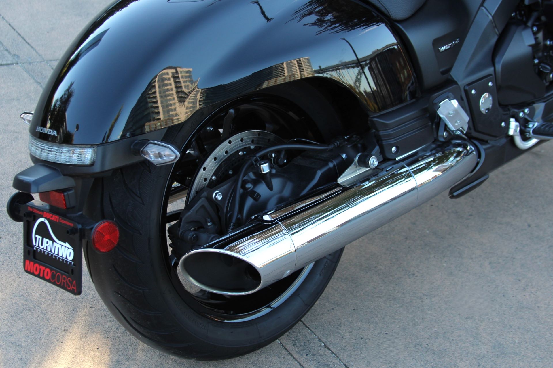 2014 Honda Gold Wing® Valkyrie® ABS in Portland, Oregon - Photo 11