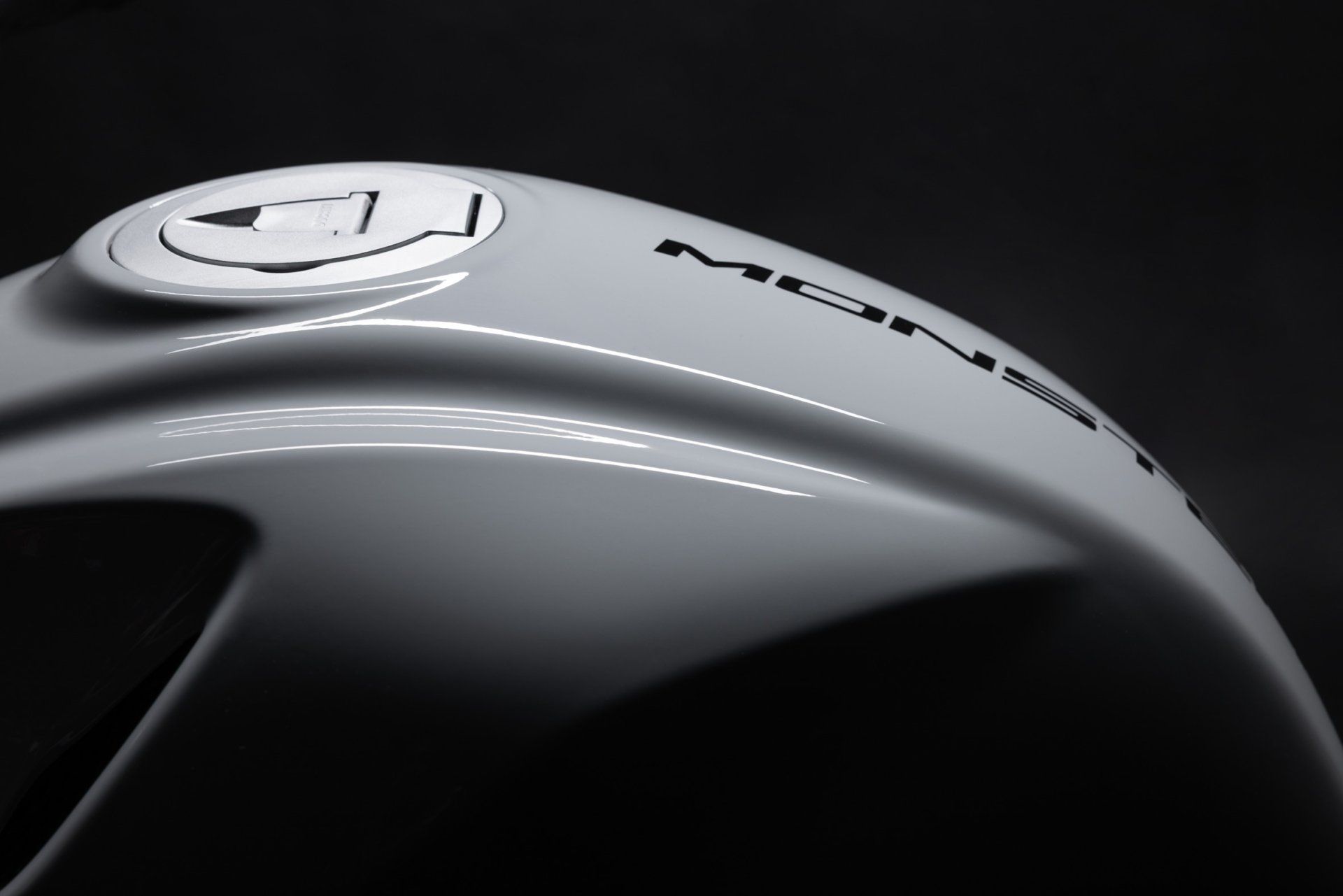 2026 Ducati Monster in Portland, Oregon - Photo 13