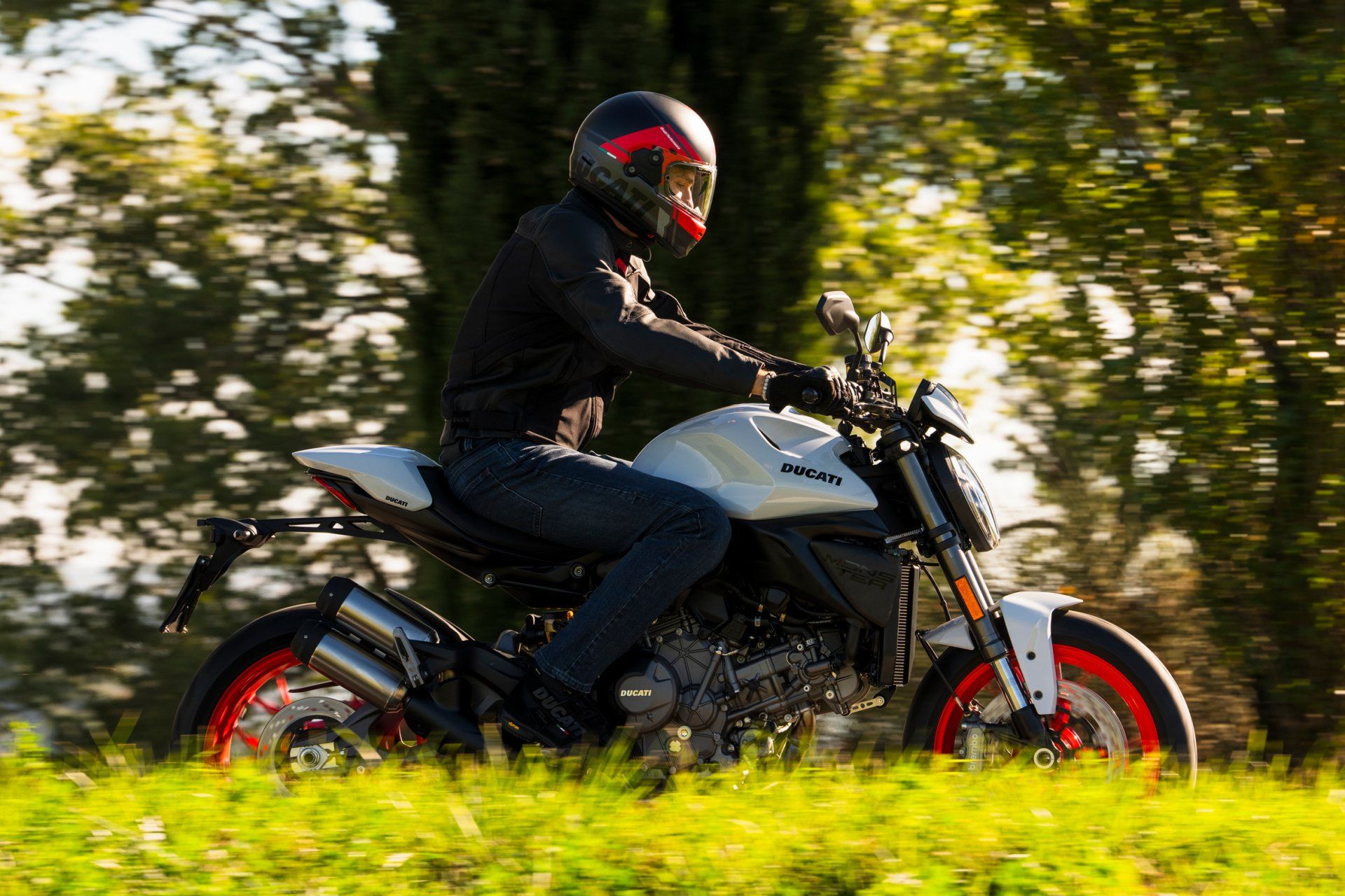 2026 Ducati Monster in Portland, Oregon - Photo 20