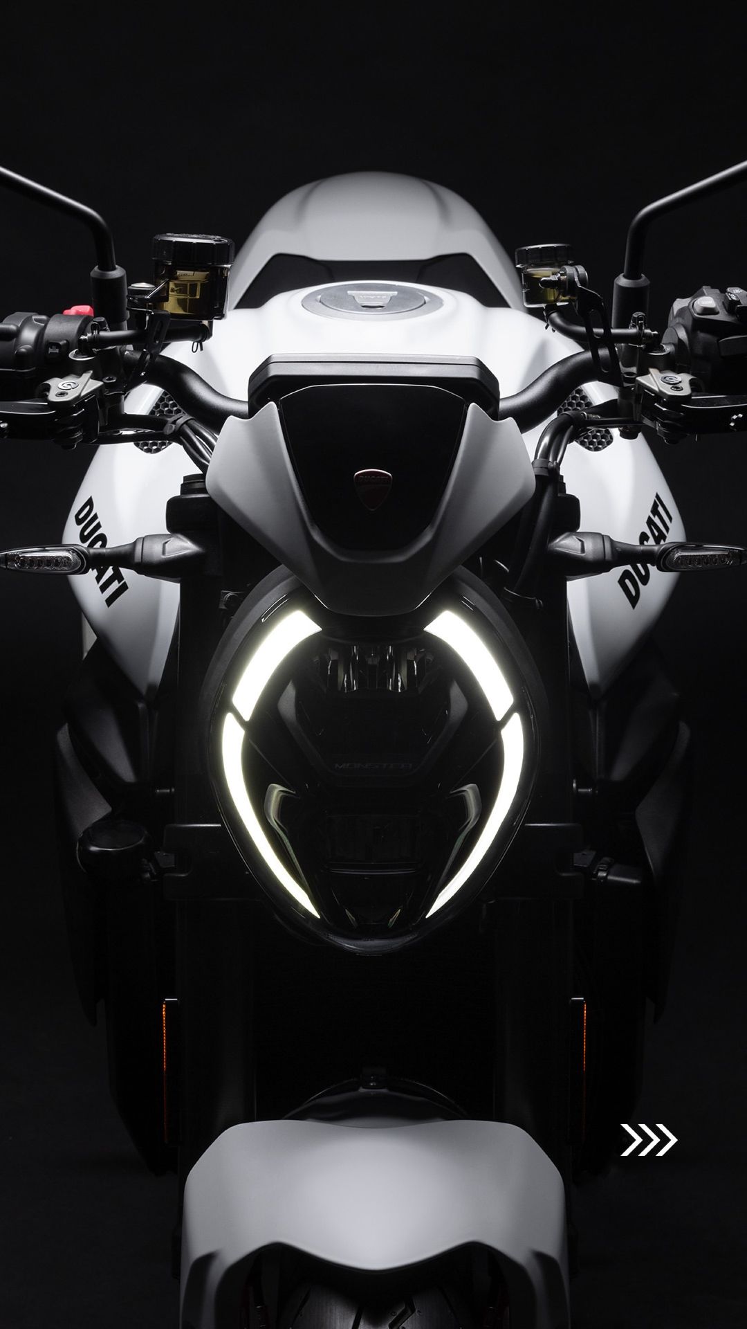 2026 Ducati Monster in Portland, Oregon - Photo 24