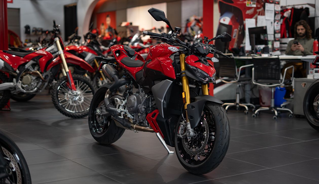 2026 Ducati Streetfighter V2 S in Portland, Oregon - Photo 1