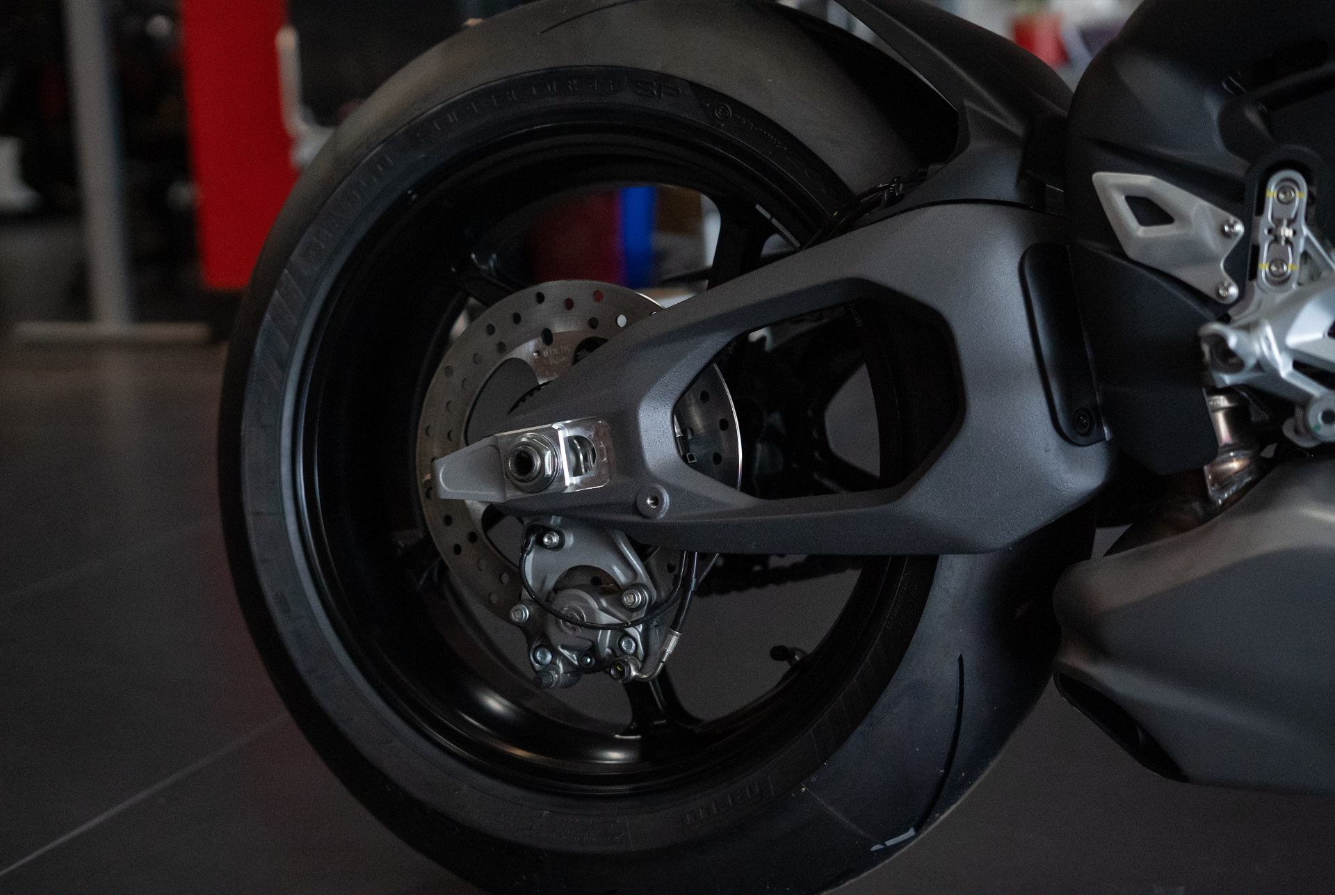 2025 Ducati Panigale V4 S in Portland, Oregon - Photo 8