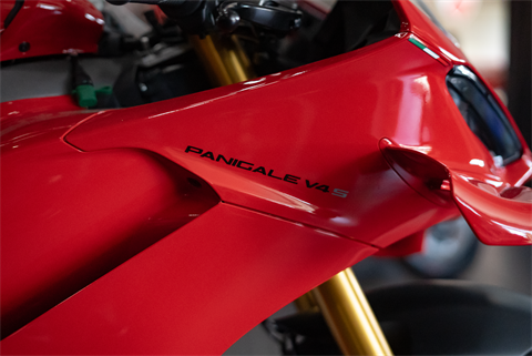 2025 Ducati Panigale V4 S in Portland, Oregon - Photo 10