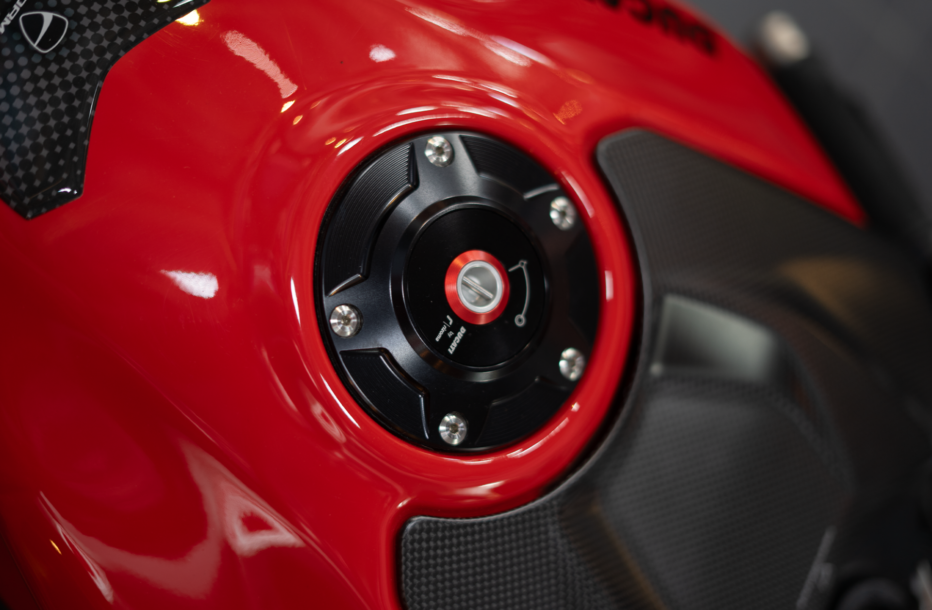 2025 Ducati Panigale V4 S in Portland, Oregon - Photo 13