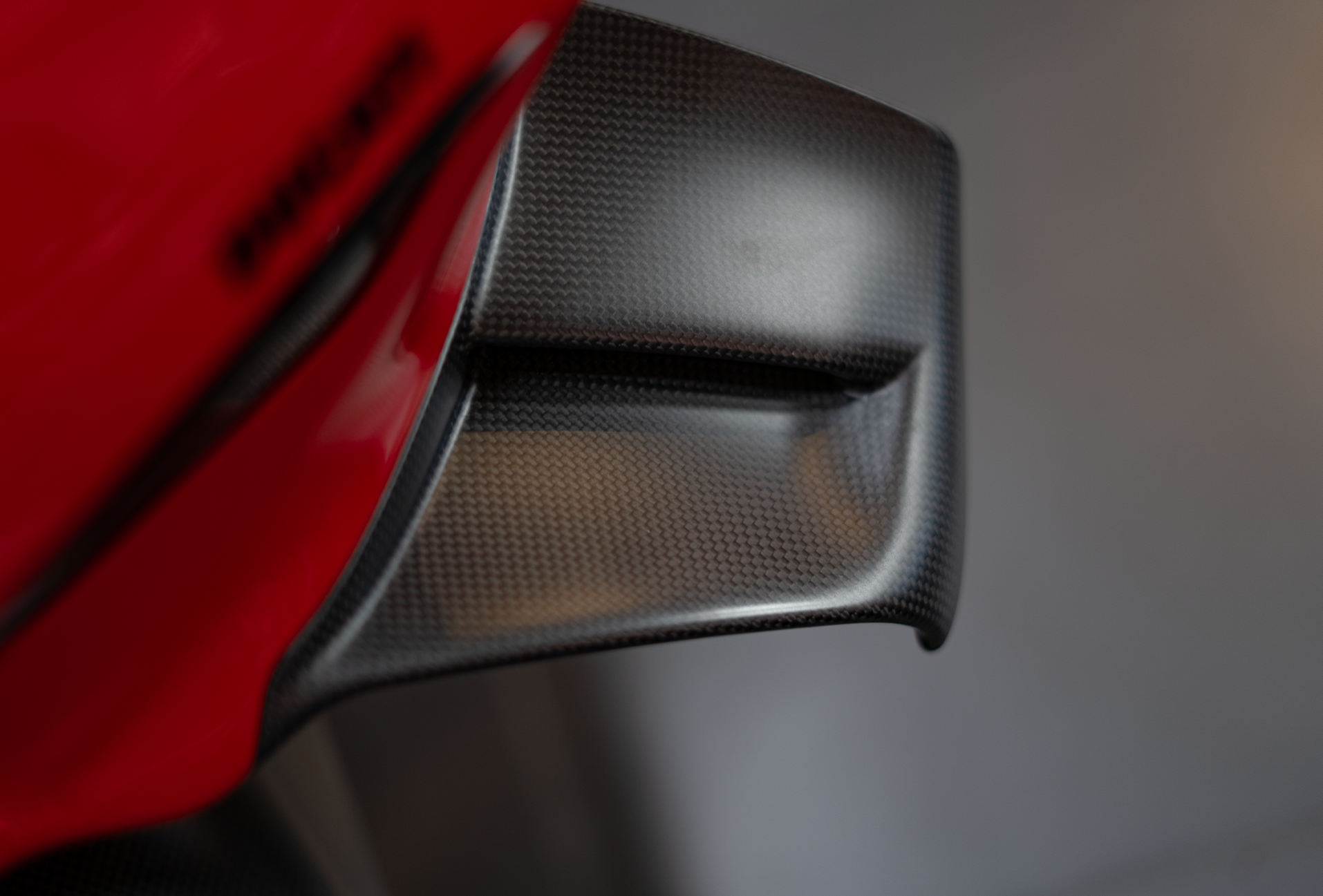 2025 Ducati Panigale V4 S in Portland, Oregon - Photo 2