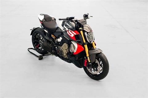 2026 Ducati Diavel V4 RS in Portland, Oregon - Photo 10