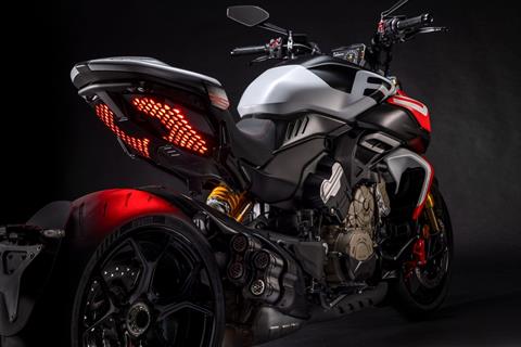 2026 Ducati Diavel V4 RS in Portland, Oregon - Photo 8
