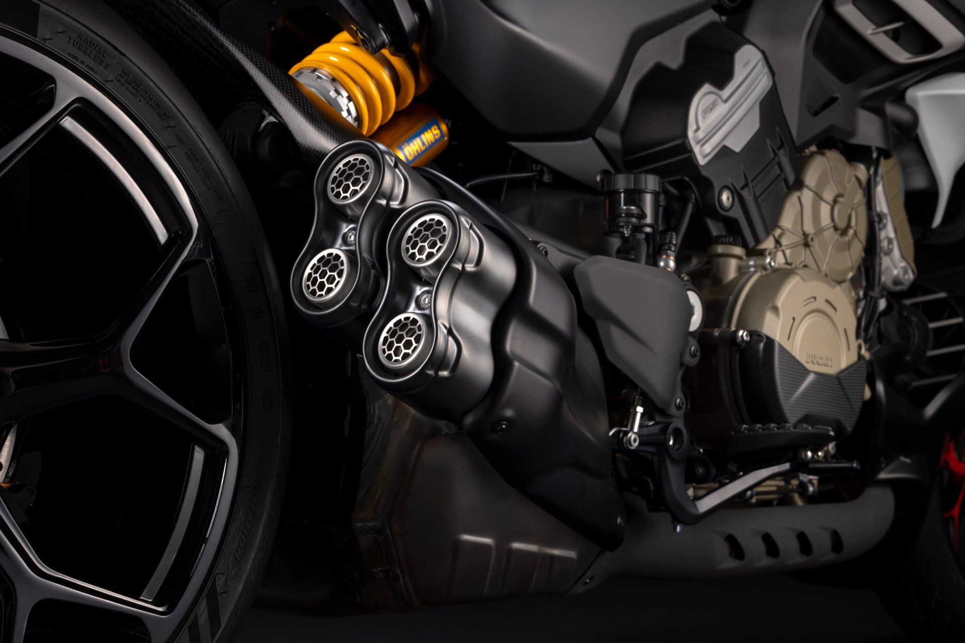 2026 Ducati Diavel V4 RS in Portland, Oregon - Photo 14
