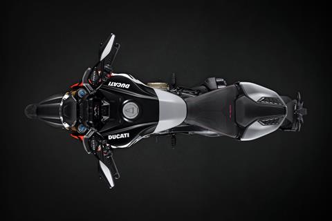 2026 Ducati Diavel V4 RS in Portland, Oregon - Photo 16