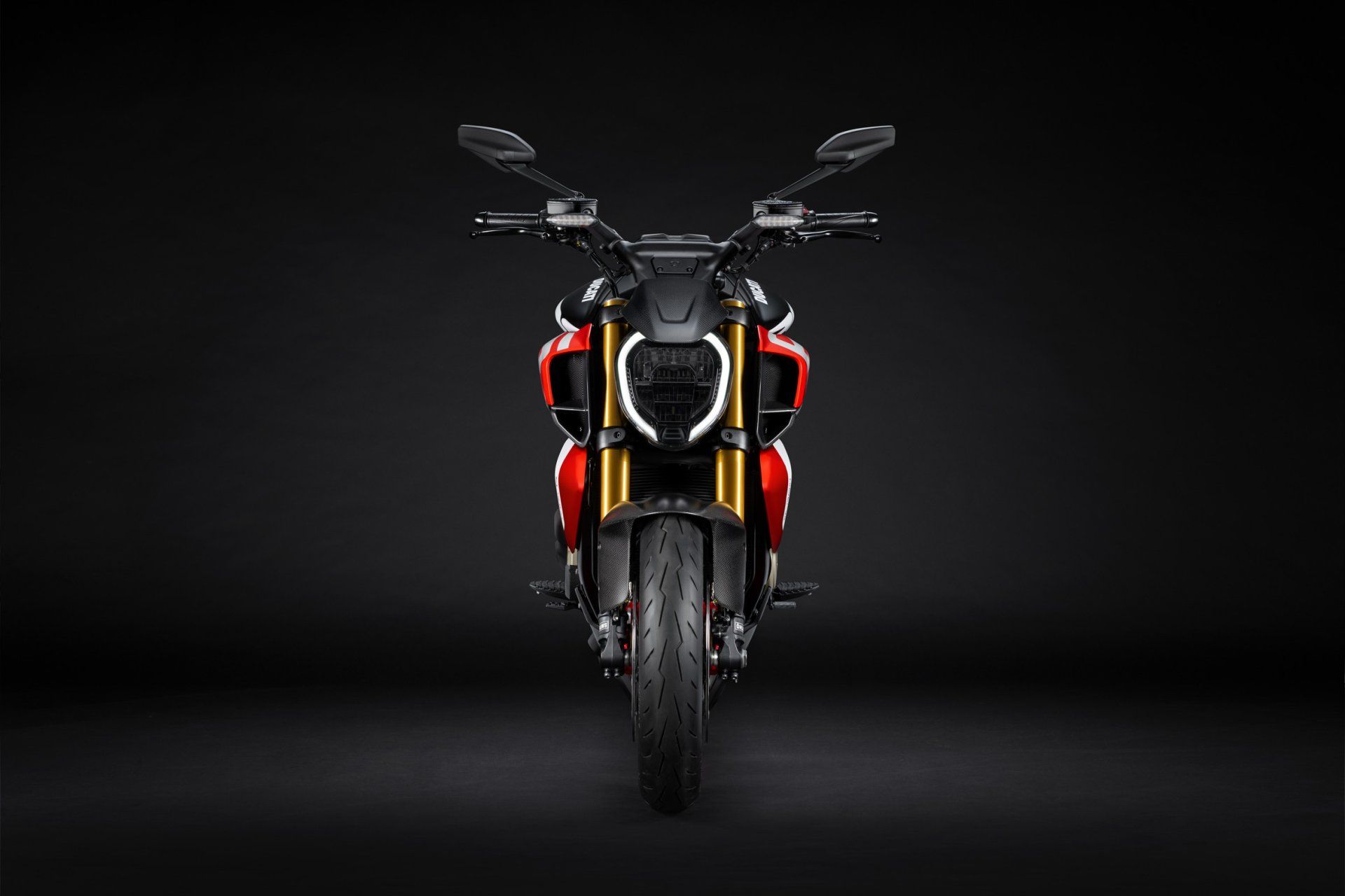 2026 Ducati Diavel V4 RS in Portland, Oregon - Photo 17