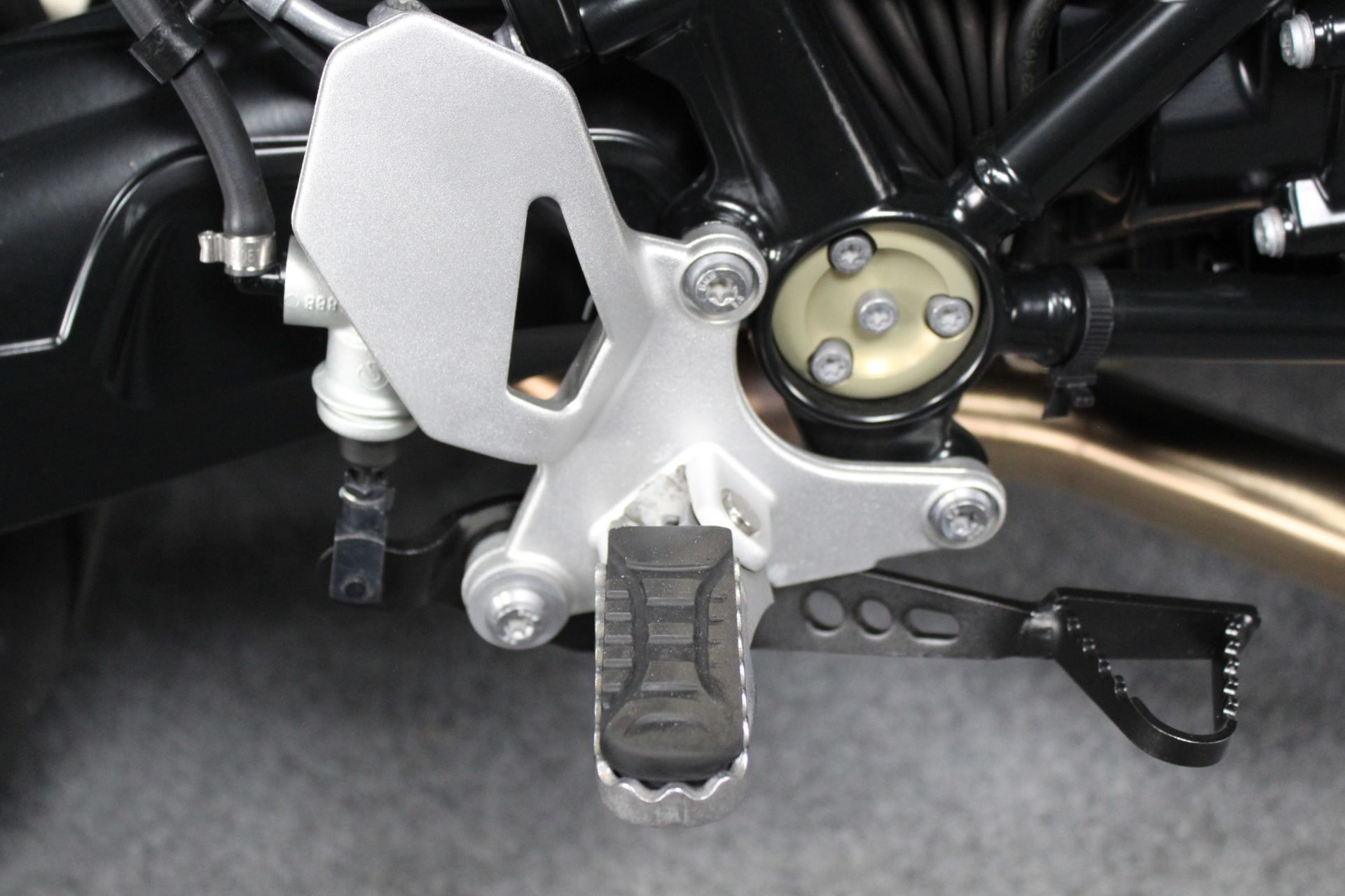 2023 BMW R nineT Urban G/S in Portland, Oregon - Photo 13