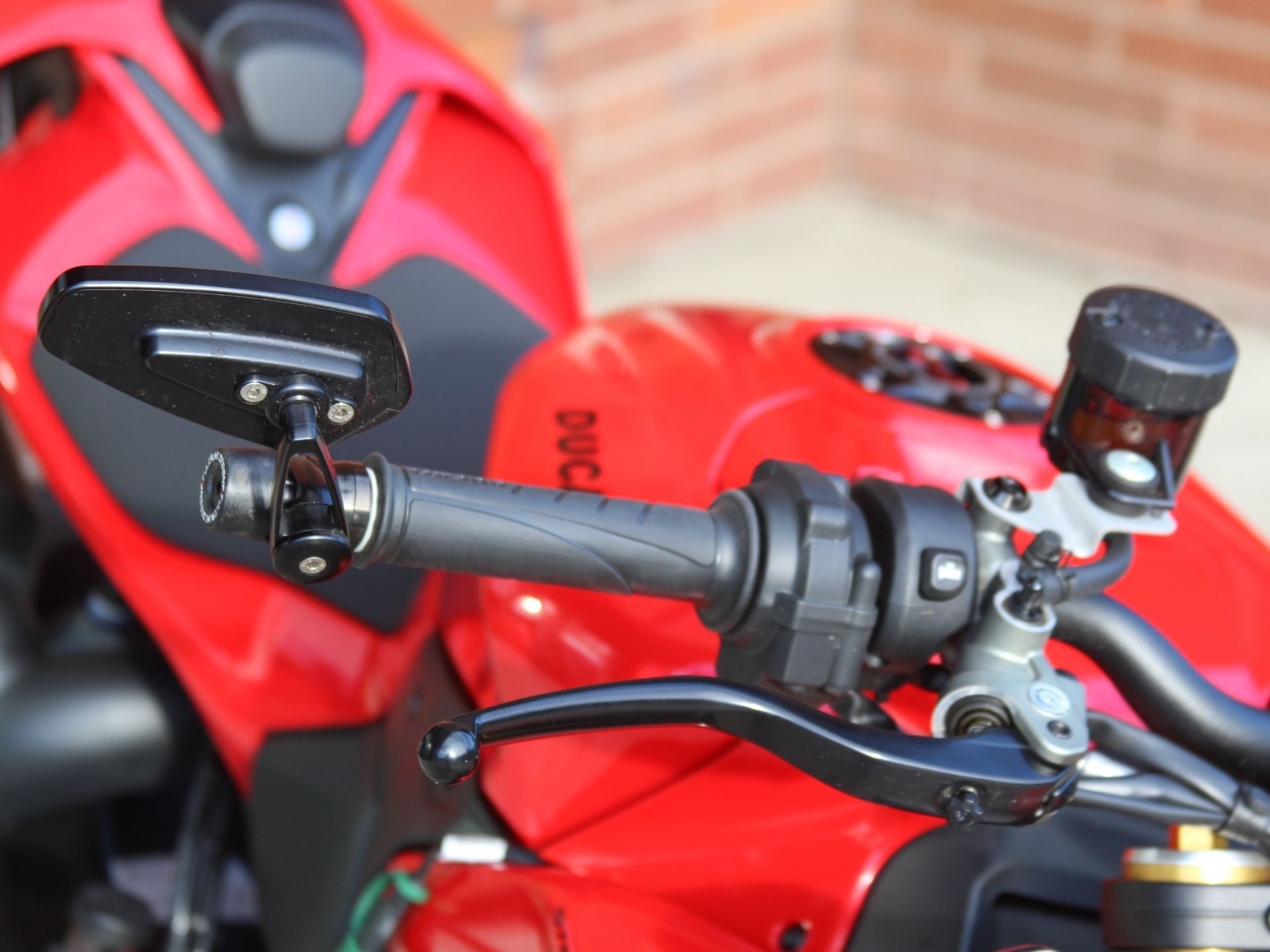 2025 Ducati Streetfighter V2 S in Portland, Oregon - Photo 7