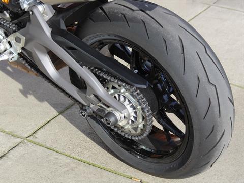 2025 Ducati Streetfighter V2 S in Portland, Oregon - Photo 16