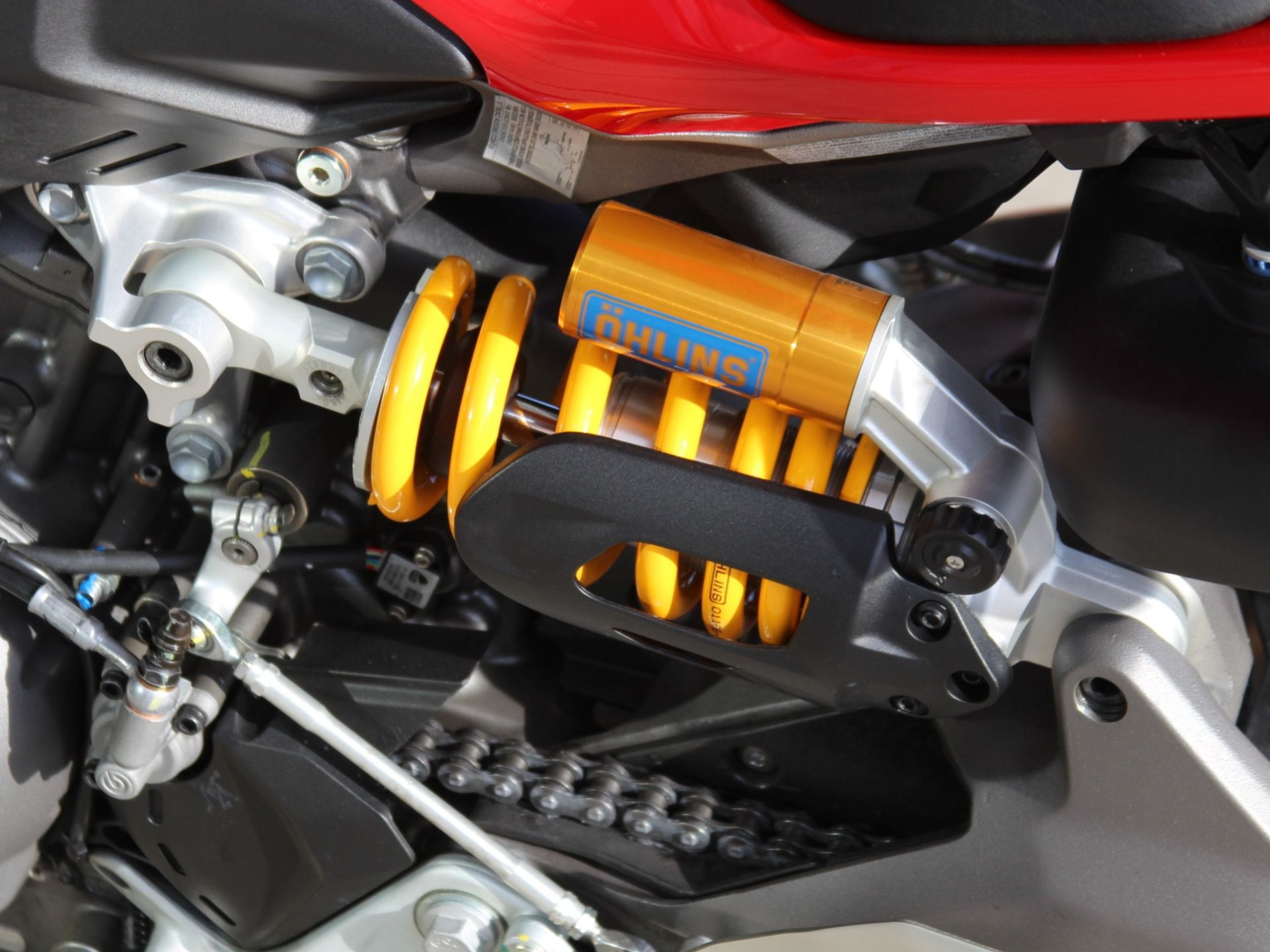 2025 Ducati Streetfighter V2 S in Portland, Oregon - Photo 12