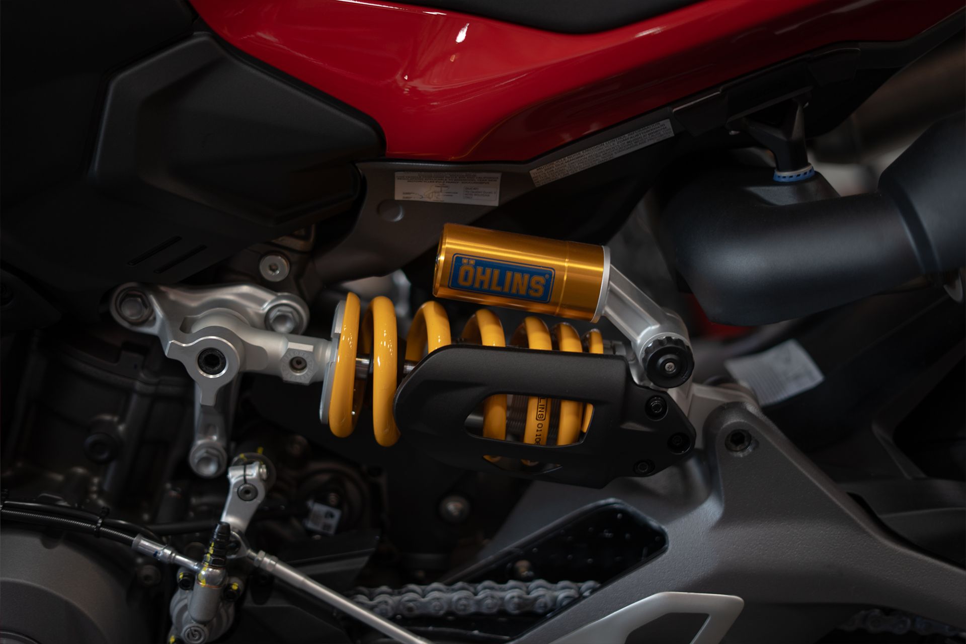 2025 Ducati Streetfighter V2 S in Portland, Oregon - Photo 5