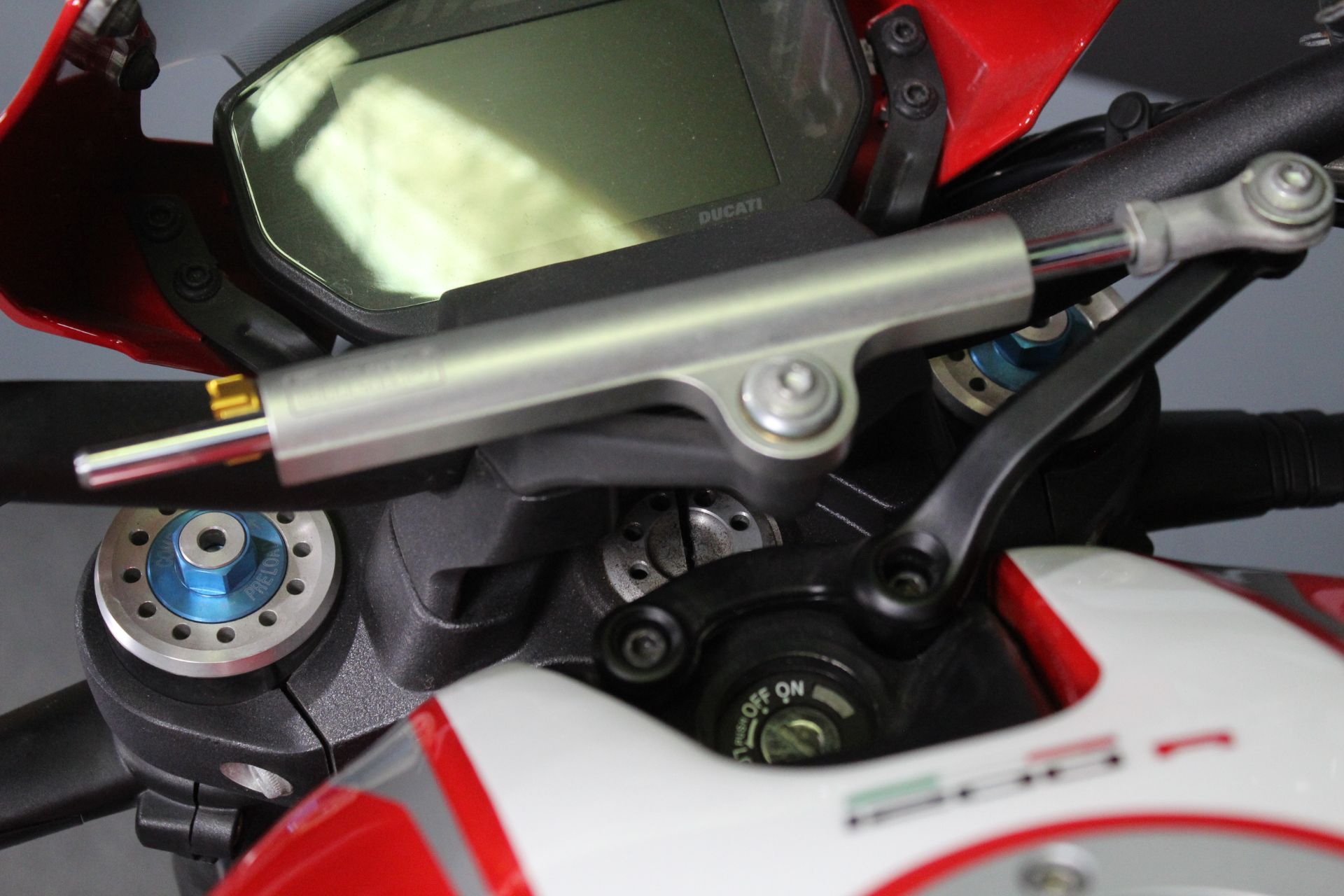 2018 Ducati Monster 1200 R in Portland, Oregon - Photo 8