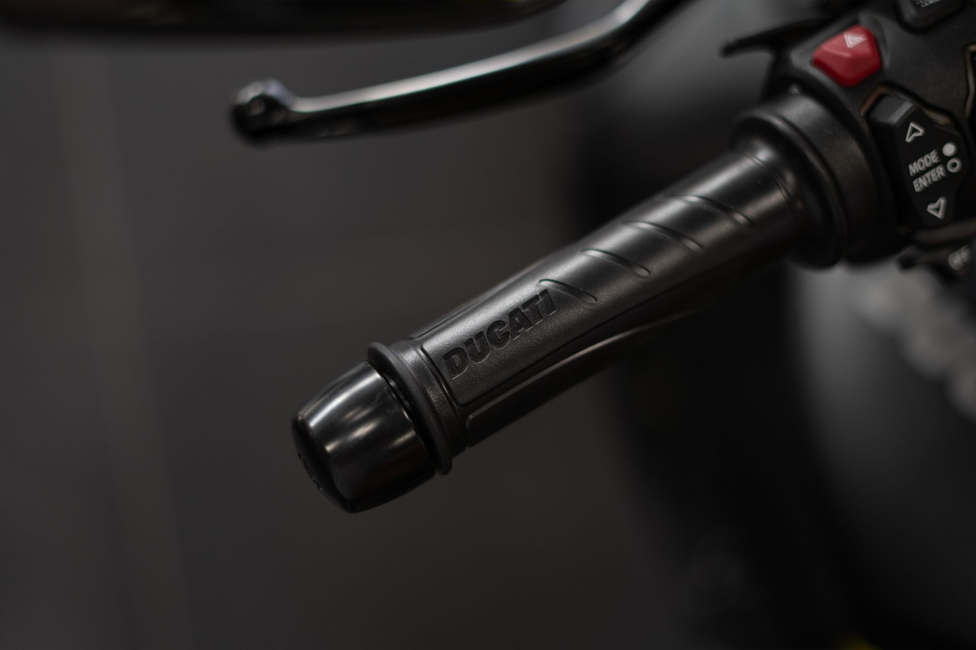 2026 Ducati Diavel V4 in Portland, Oregon - Photo 2