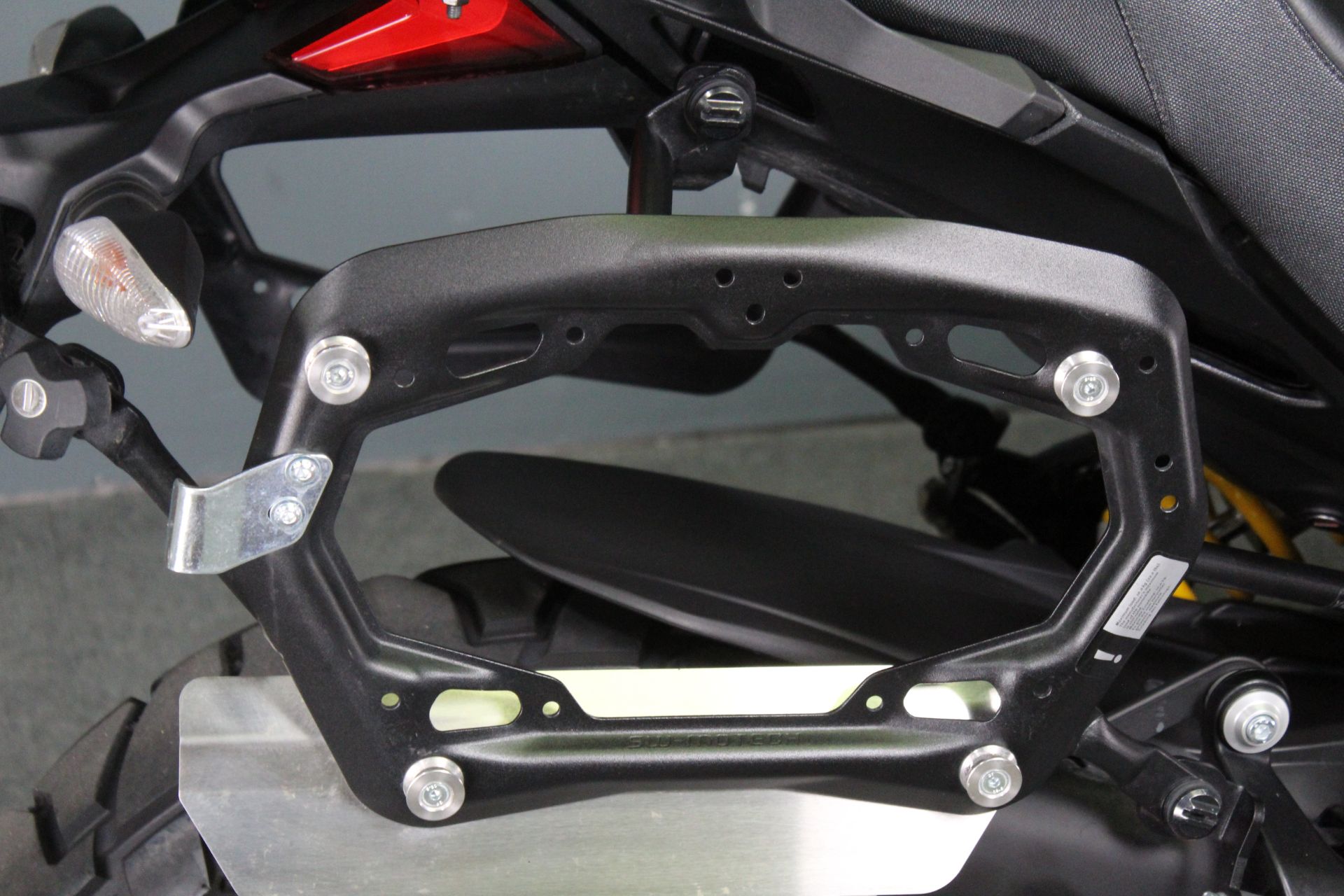 2020 Ducati Multistrada 950 S Spoked Wheel in Portland, Oregon - Photo 19