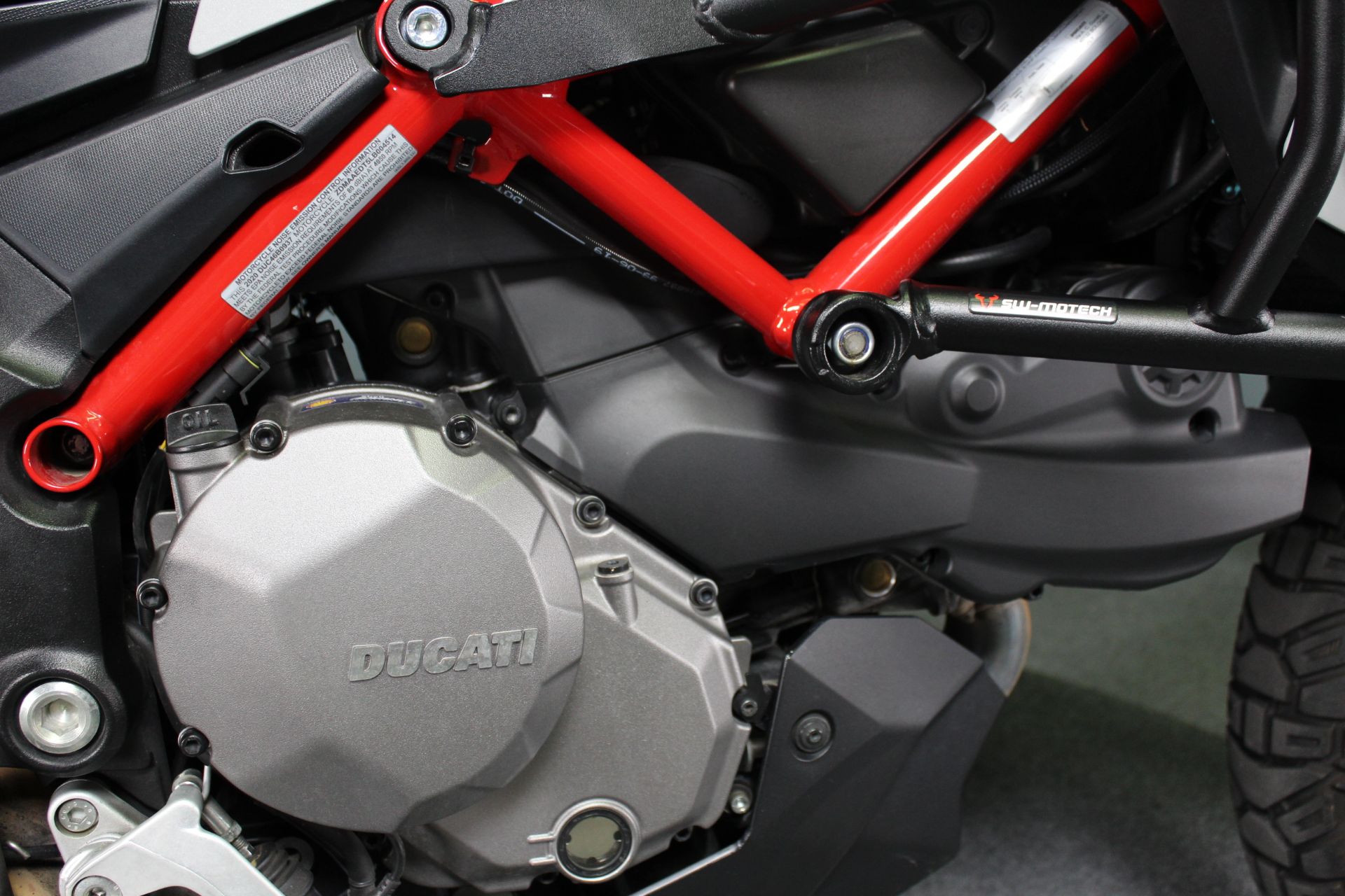 2020 Ducati Multistrada 950 S Spoked Wheel in Portland, Oregon - Photo 13