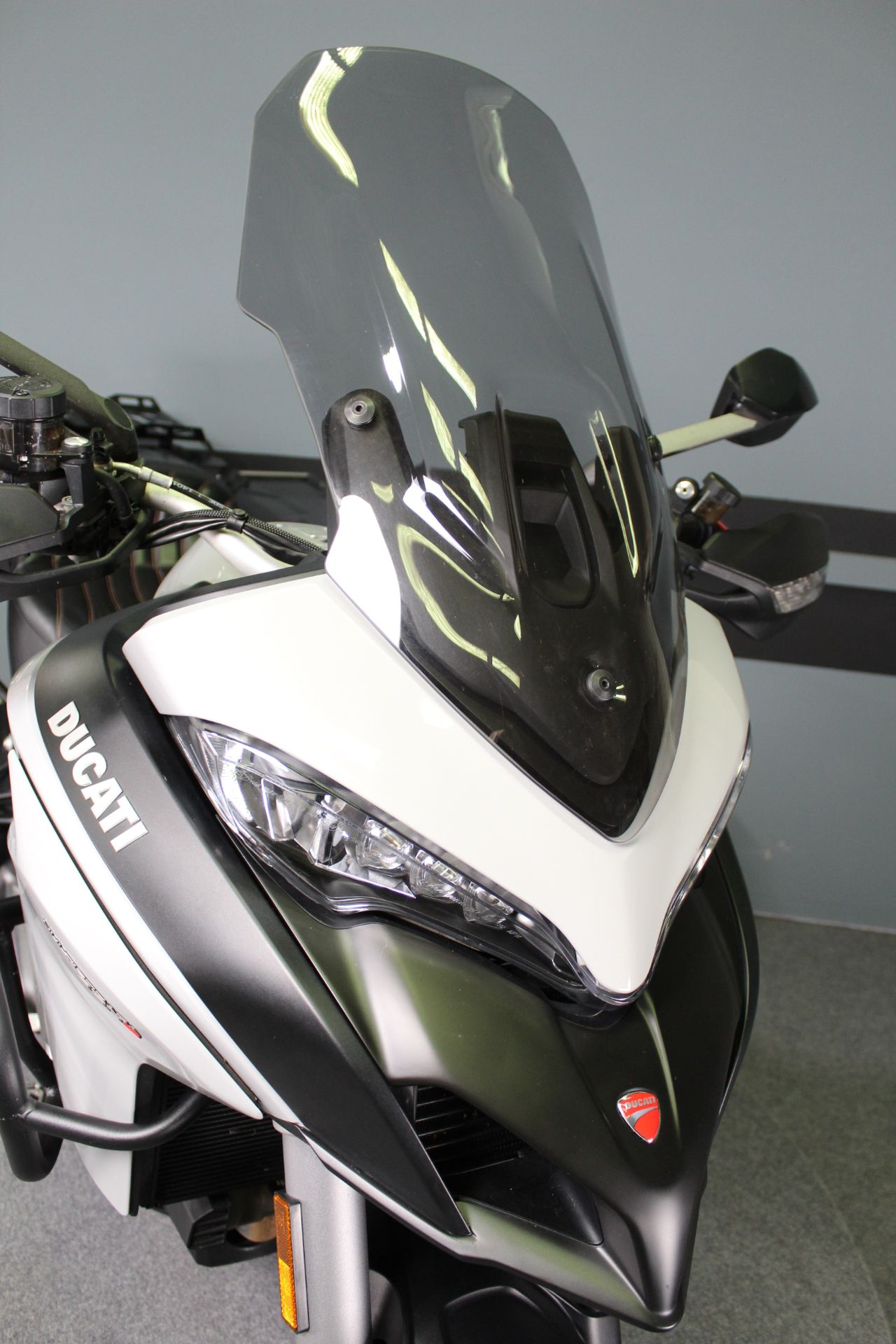 2020 Ducati Multistrada 950 S Spoked Wheel in Portland, Oregon - Photo 6
