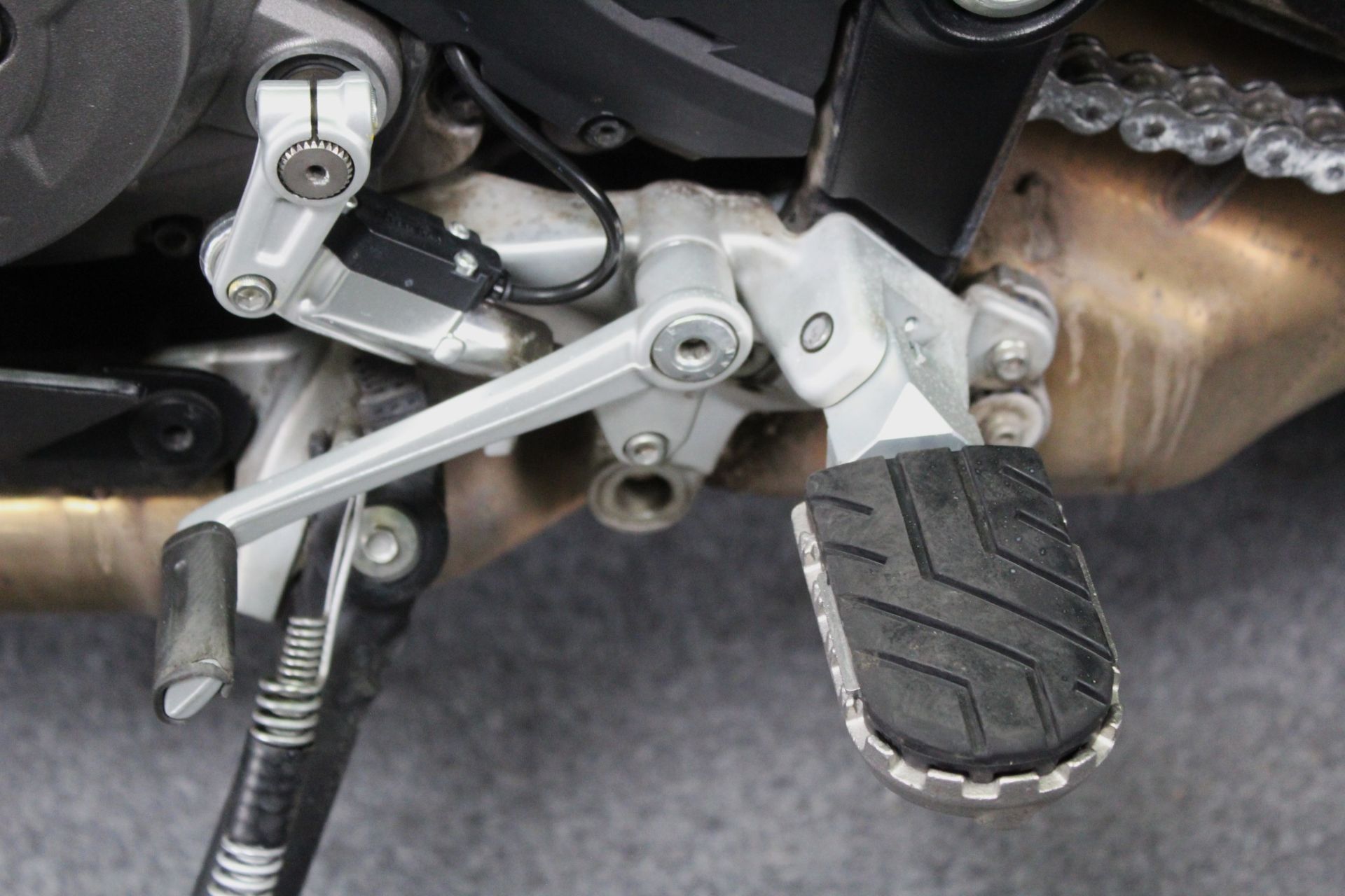 2020 Ducati Multistrada 950 S Spoked Wheel in Portland, Oregon - Photo 16