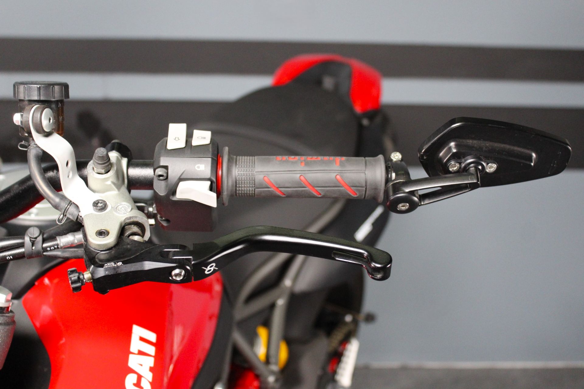 2021 Ducati Hypermotard 950 in Portland, Oregon - Photo 9