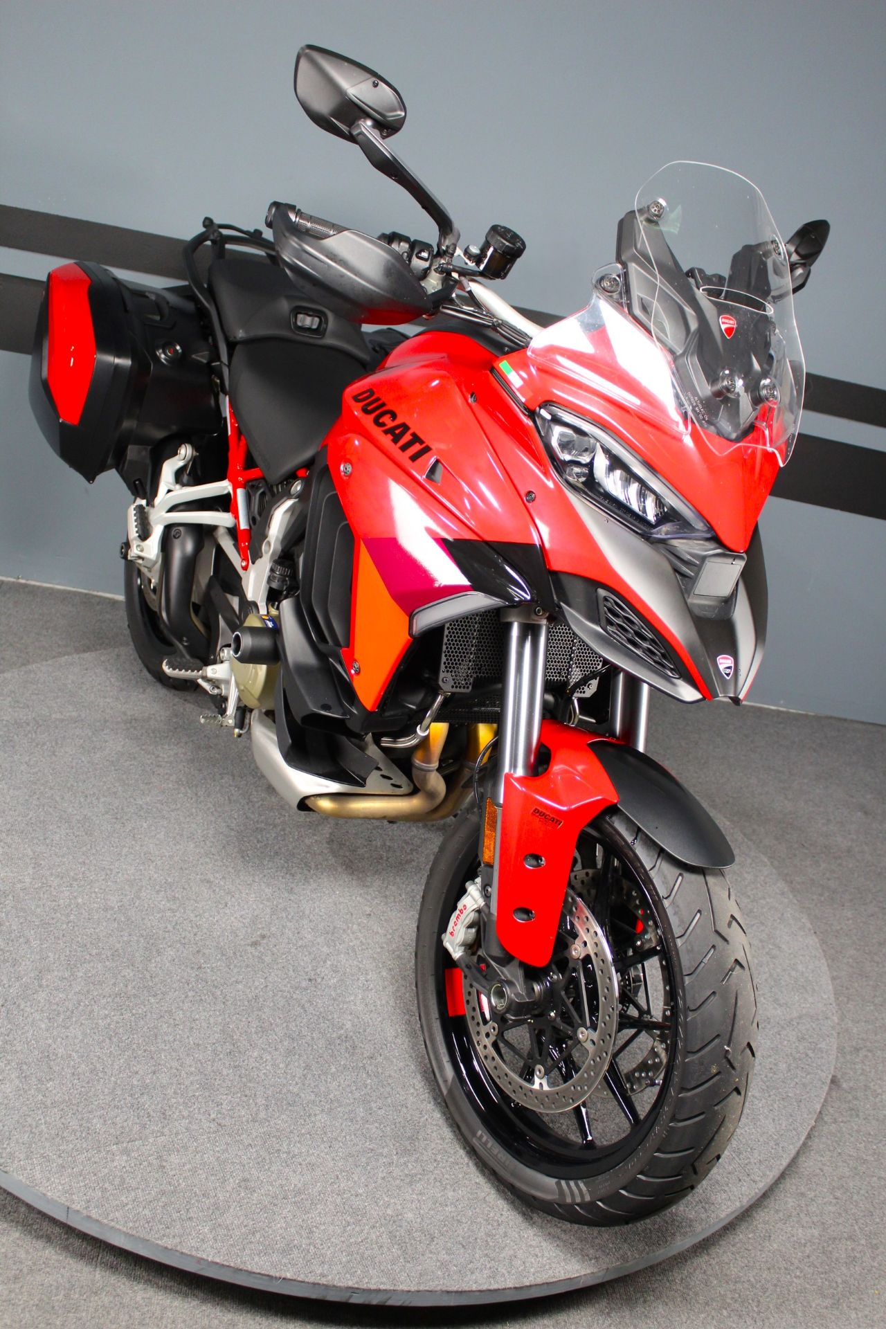 2022 Ducati Multistrada V4 S Travel & Radar in Portland, Oregon - Photo 2