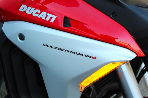 2022 Ducati Multistrada V4 S Travel & Radar in Portland, Oregon - Photo 3