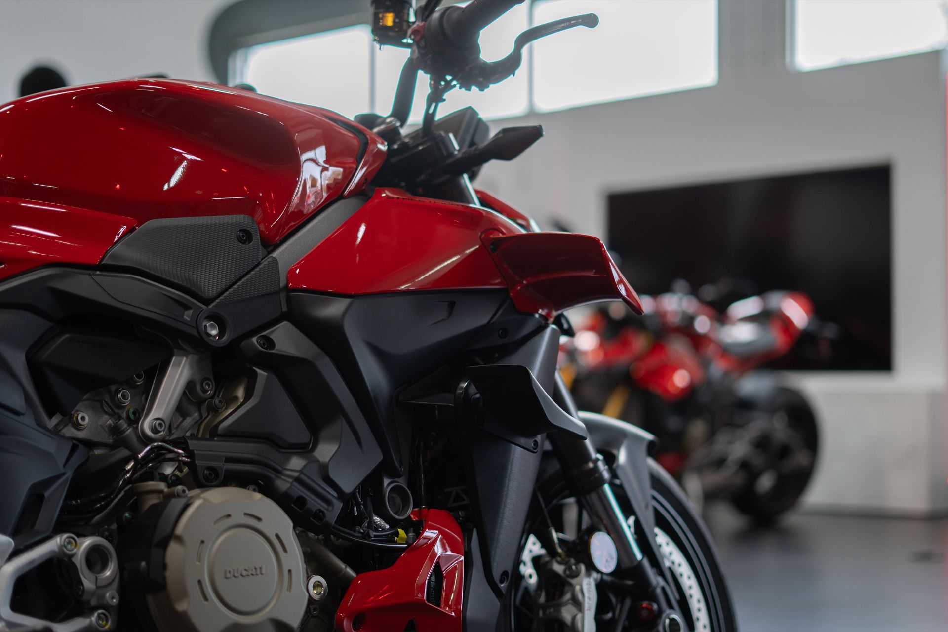 2026 Ducati Streetfighter V4 in Portland, Oregon - Photo 2