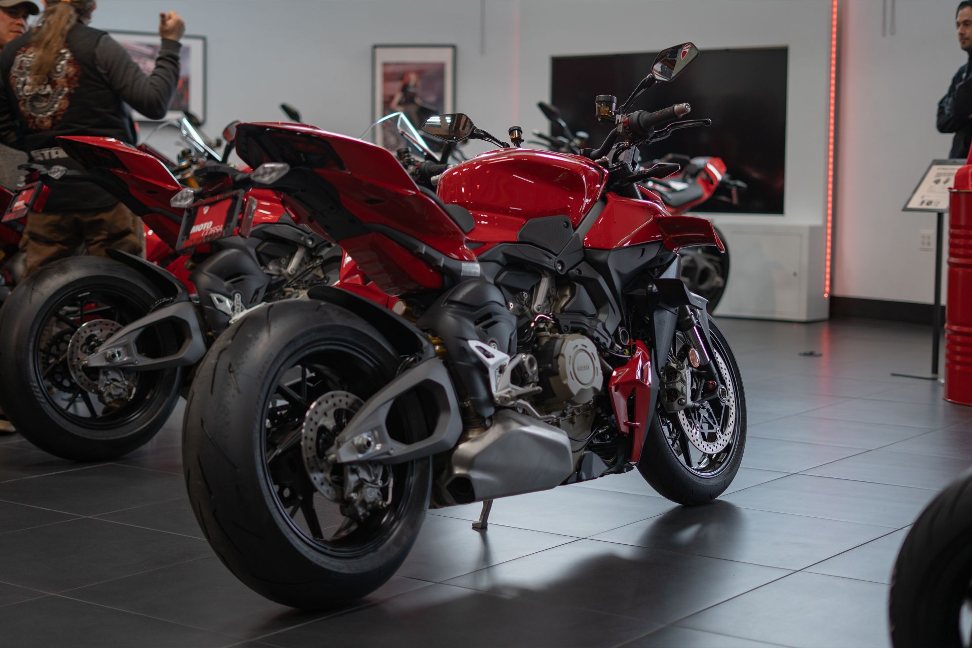 2026 Ducati Streetfighter V4 in Portland, Oregon - Photo 5