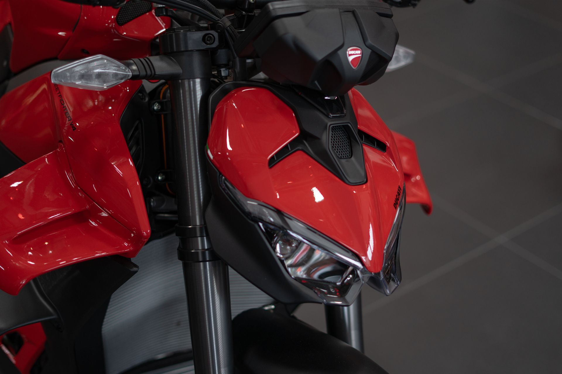 2026 Ducati Streetfighter V4 in Portland, Oregon - Photo 8