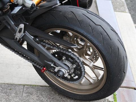 2024 Ducati Monster 30th Anniversario in Portland, Oregon - Photo 12