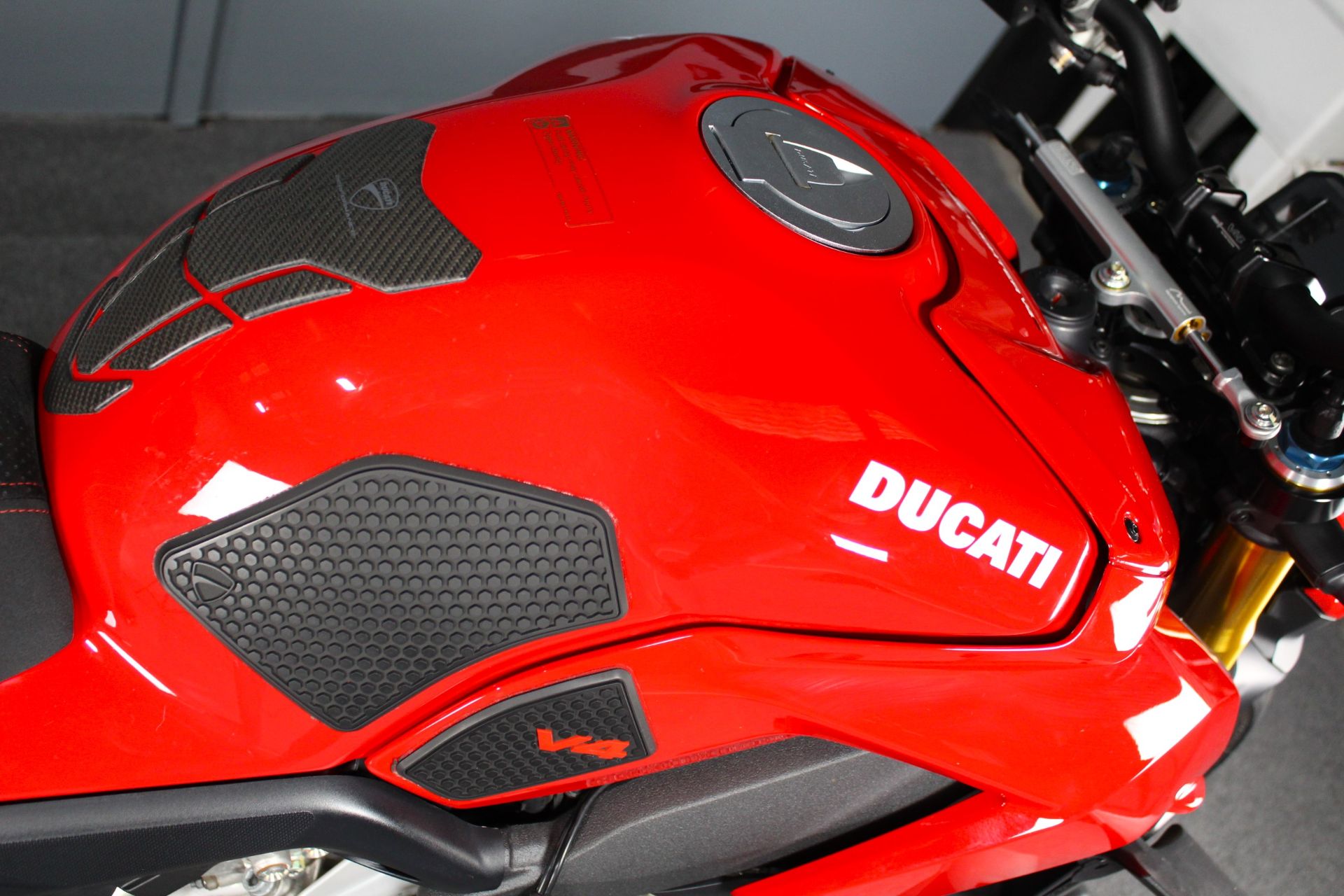 2022 Ducati Streetfighter V4 S in Portland, Oregon - Photo 11