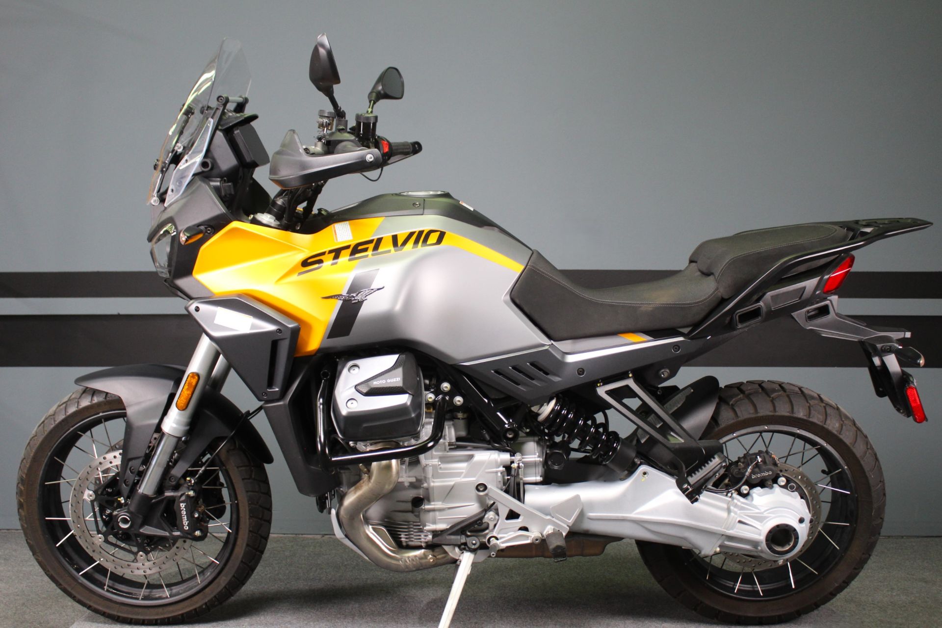 2024 Moto Guzzi Stelvio in Portland, Oregon - Photo 4