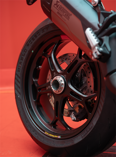 2025 Ducati Multistrada V4 Pikes Peak in Portland, Oregon - Photo 12