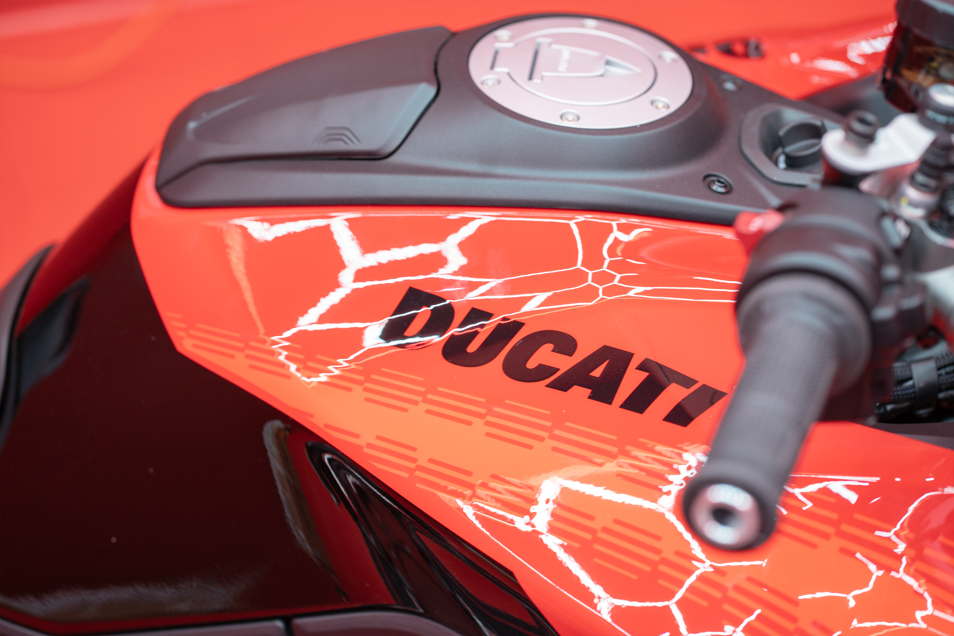 2025 Ducati Multistrada V4 Pikes Peak in Portland, Oregon - Photo 6