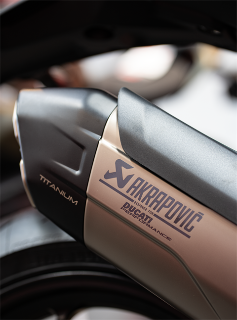 2025 Ducati Multistrada V4 Pikes Peak in Portland, Oregon - Photo 13
