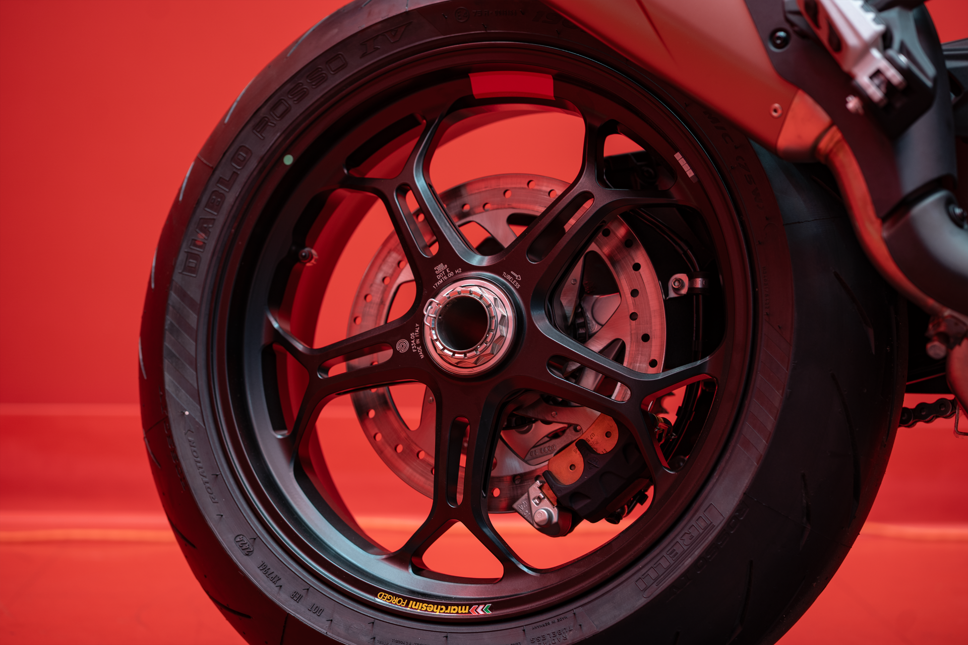 2025 Ducati Multistrada V4 Pikes Peak in Portland, Oregon - Photo 19
