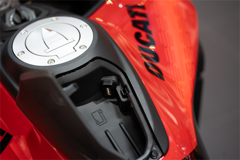 2025 Ducati Multistrada V4 Pikes Peak in Portland, Oregon - Photo 20