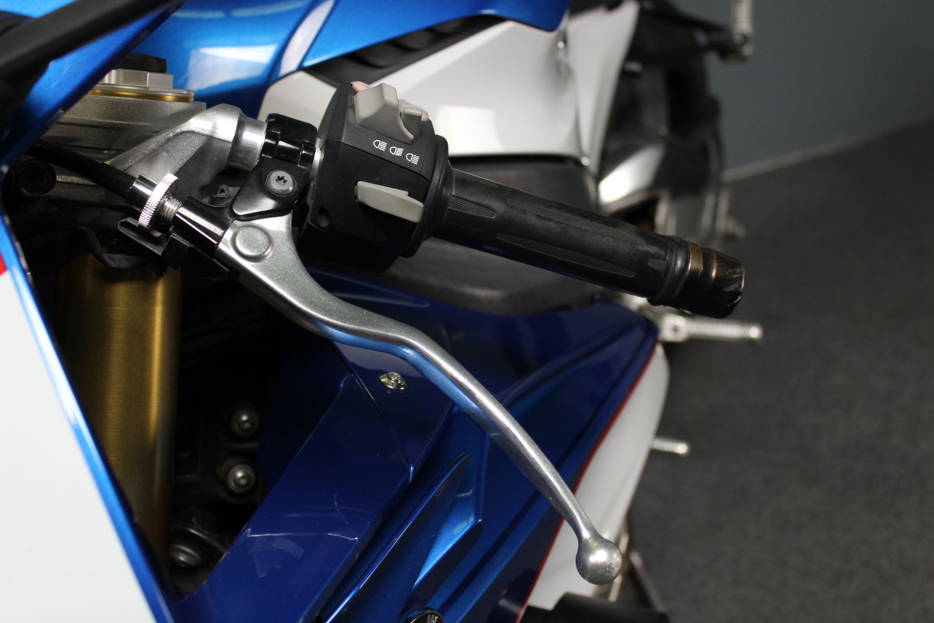 2016 BMW S 1000 RR in Portland, Oregon - Photo 10