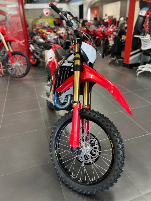 2026 Ducati Desmo450 MX Factory in Portland, Oregon - Photo 12