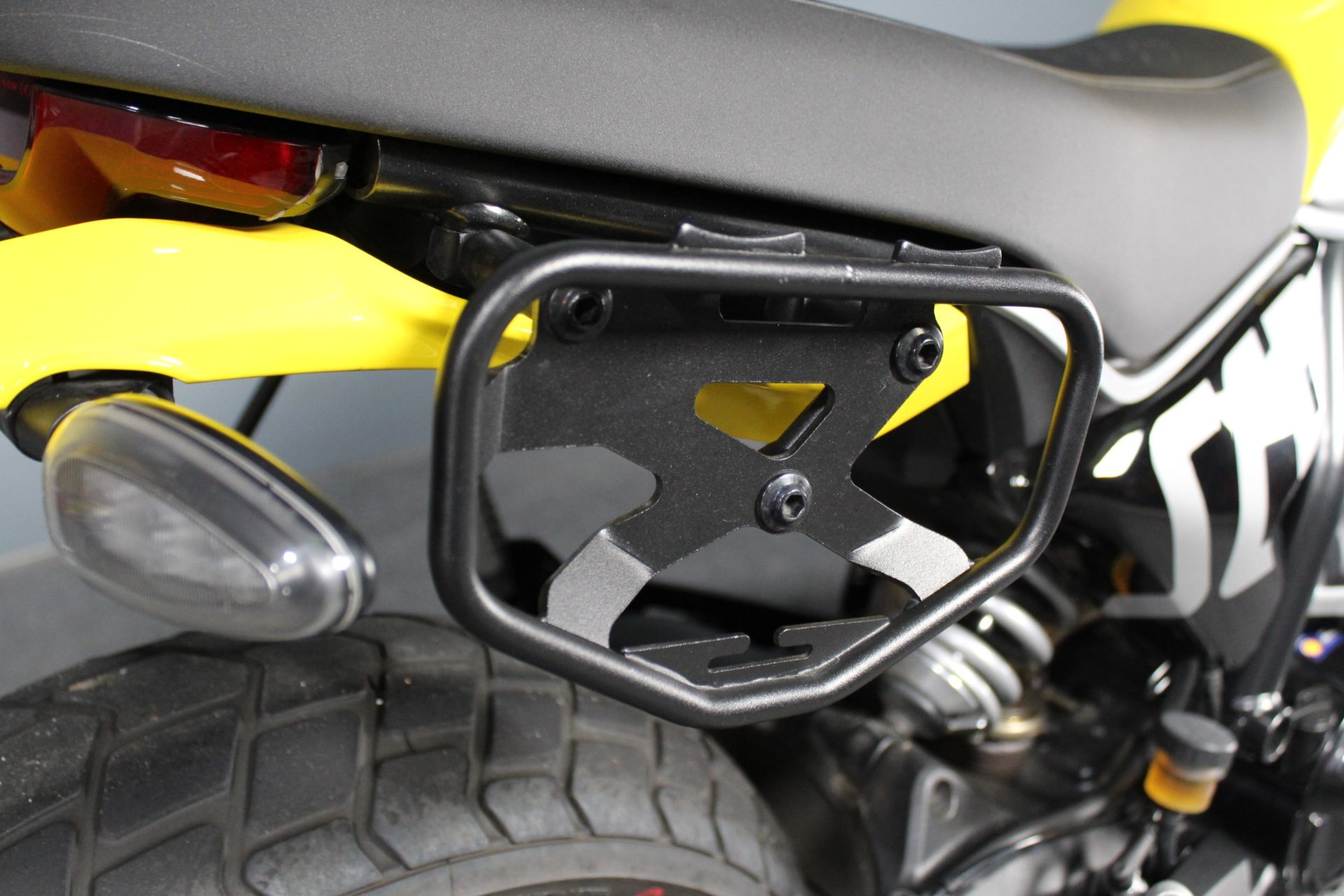 2024 Ducati Scrambler Icon in Portland, Oregon - Photo 19