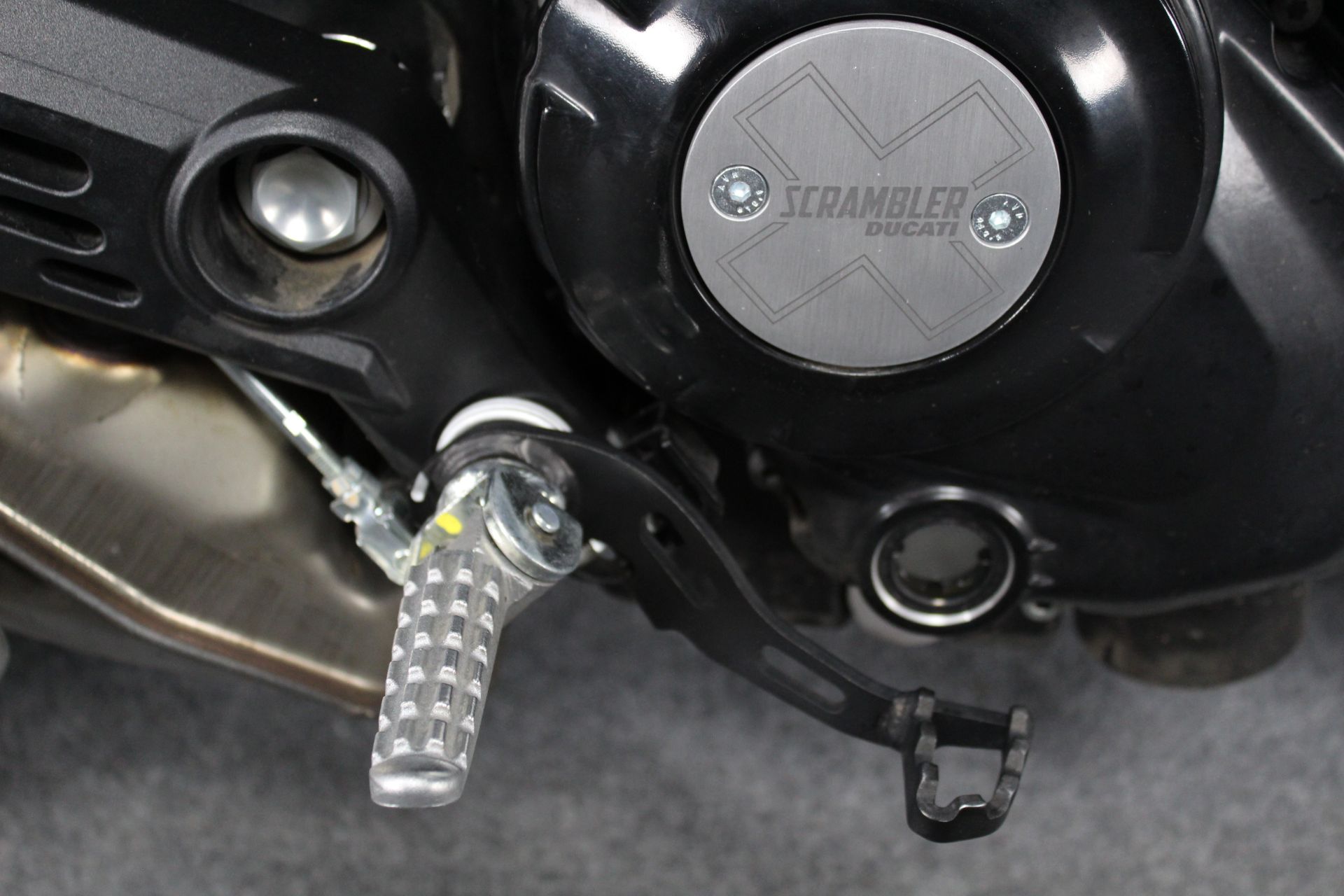 2024 Ducati Scrambler Icon in Portland, Oregon - Photo 14