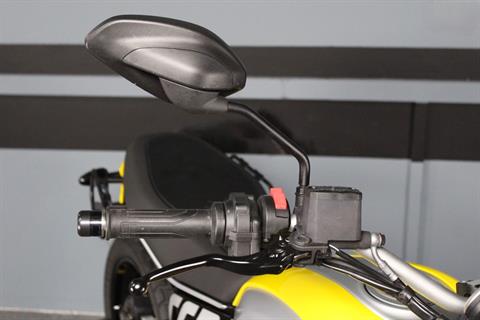 2024 Ducati Scrambler Icon in Portland, Oregon - Photo 9