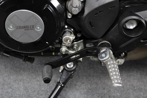 2024 Ducati Scrambler Icon in Portland, Oregon - Photo 15